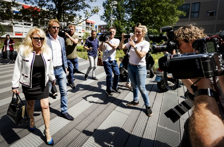 Patricia Paay en GeenStijl praten over schikking