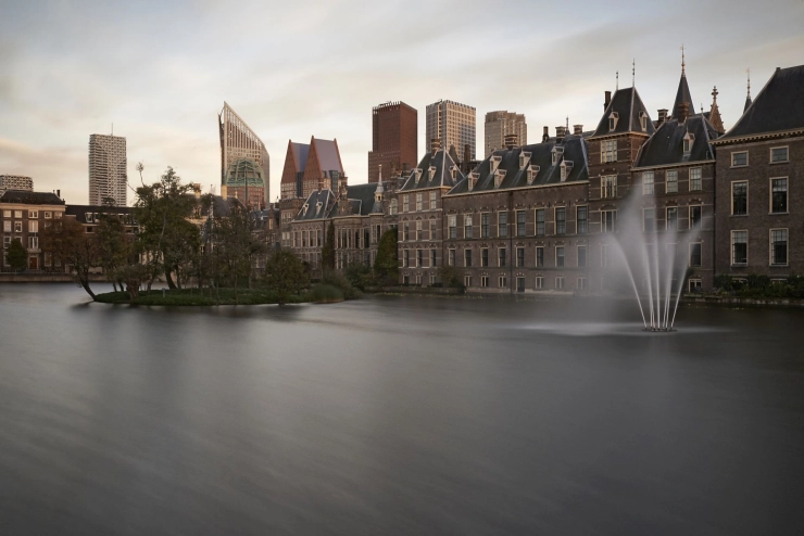 Overheid negeert richtlijn bijklussende journalisten