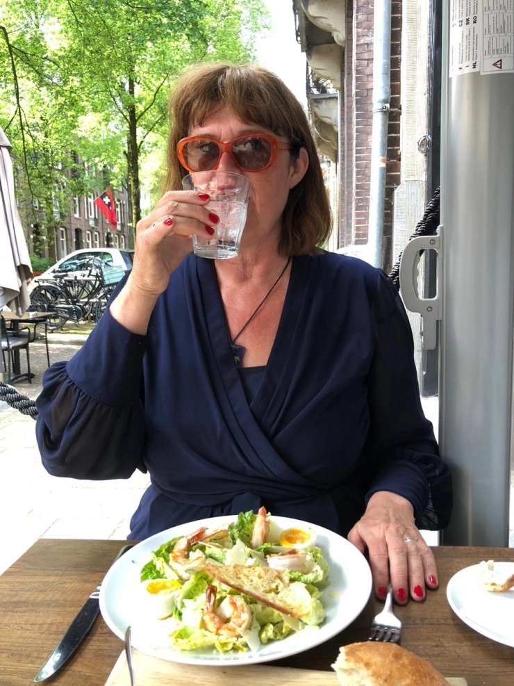 Na 350 restaurantrecensies houdt de ‘pretbaan’ van Petra Possel op: ‘Is er gratis kraanwater? Zijn de aardbeien ingevlogen?’