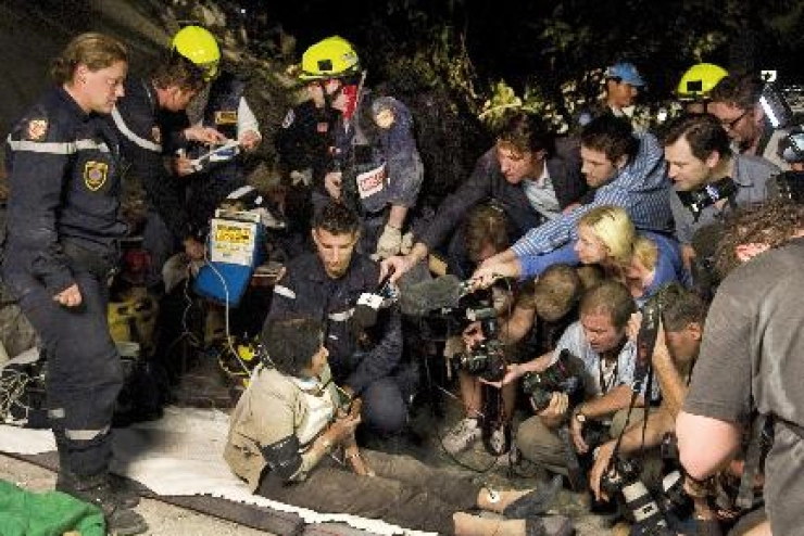 ‘Ben ik een consument van rampenporno?’