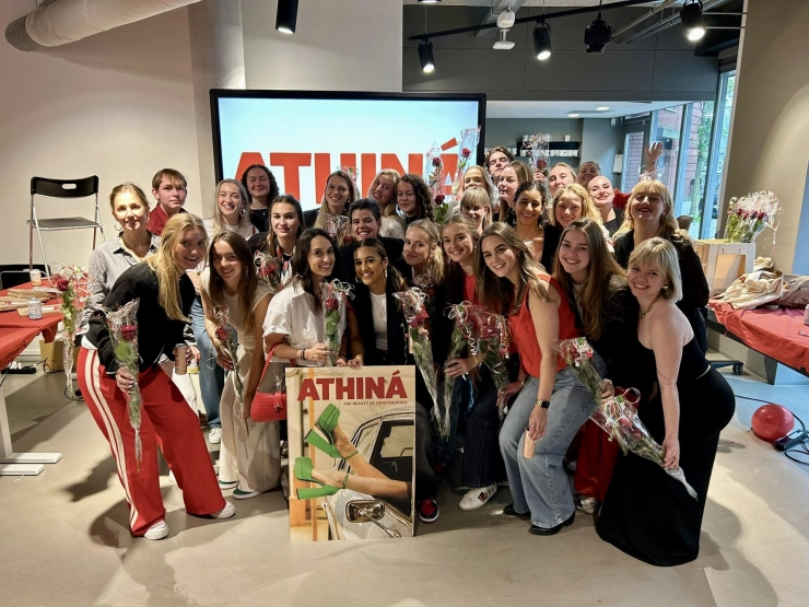 De Schepping van Athiná Magazine: Sterke meningen vanuit verschillende afdelingen maakten het soms lastig knopen door te hakken