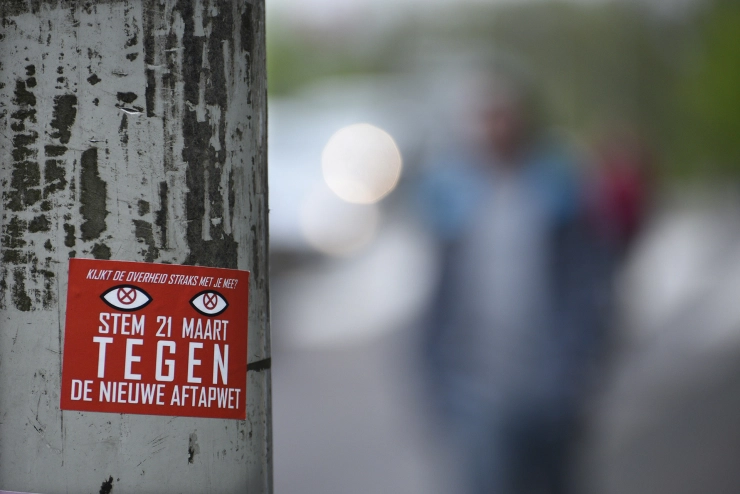 Opinie: ‘Kamer moet nieuwe AIVD/MIVD-wet controversieel verklaren’