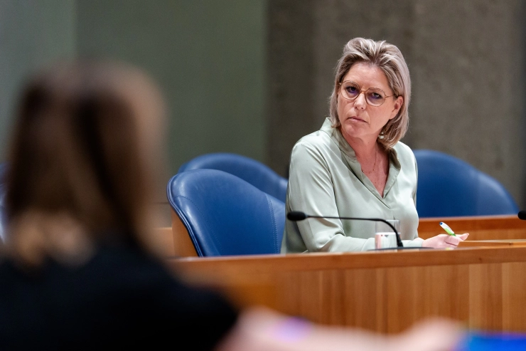 Minister OCW noemt conclusies over Ongehoord Nederland zorgelijk maar grijpt niet in