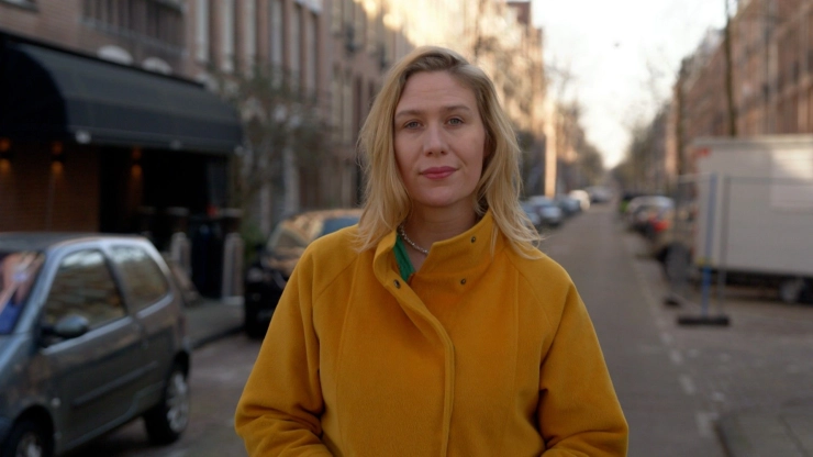 Roos Gerritsen werkt meestal met video, maar de podcast bracht meer rust bij het vastleggen van bijzondere herenigingen