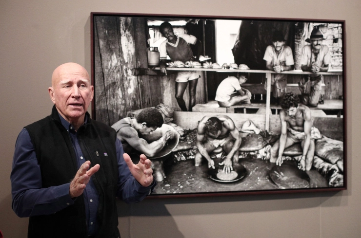 Beroemde Braziliaanse fotograaf Sebastião  Salgado (81) overleden