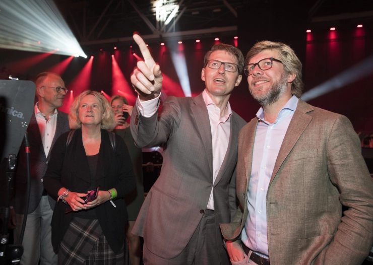 EO overweegt juridische stappen om bezuinigingsplannen NPO