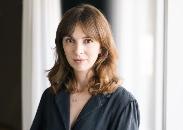 Saskia Houttuin lost Frank Renout af als NOS-correspondent in Frankrijk