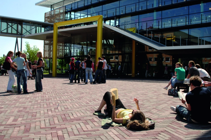 De School voor Werkloosheid?