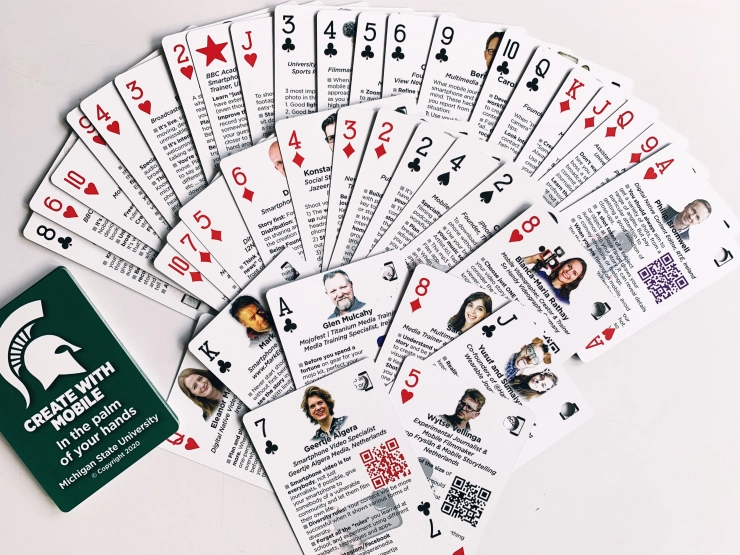 Internationaal MoJo-kaartspel met Wytse Vellinga en Geertje Algera