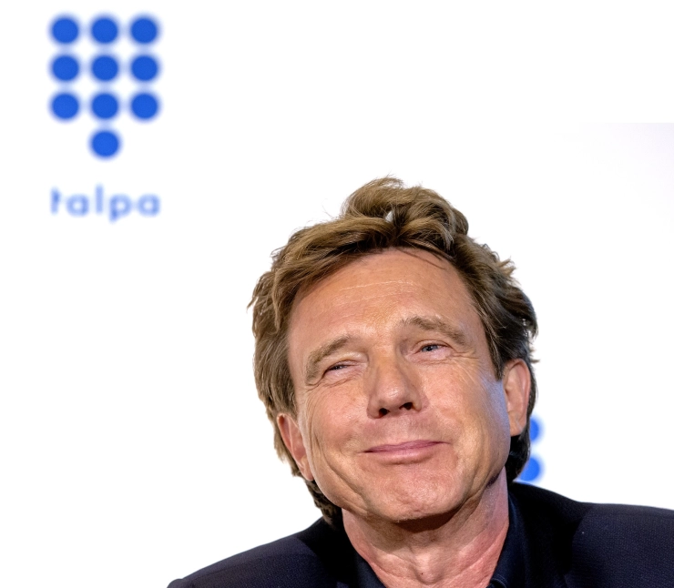 De Mol graaft verder aan Nederlands media-imperium