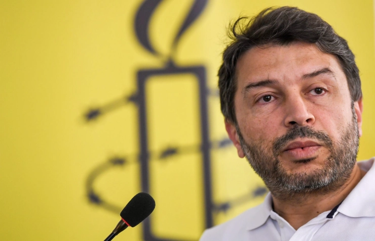 Oud-directeur Amnesty International Turkije veroordeeld voor terrorisme
