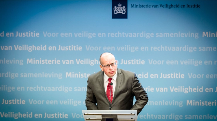 Nieuwsuur wint TV Beeld voor Teevendeal