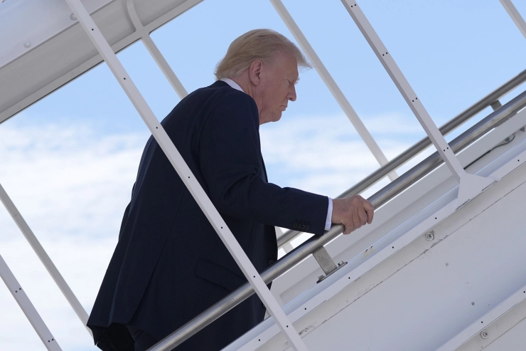 Voormalig Witte Huis-fotograaf Pete Souza vertrokken van Twitter na commentaar op Trump-foto