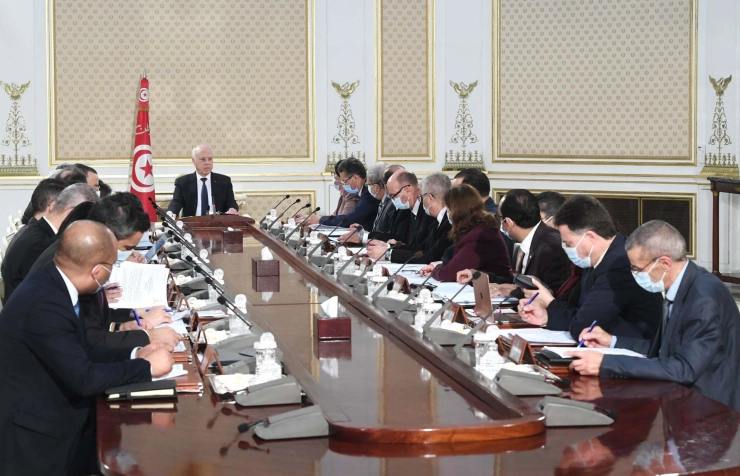 ‘Verbod op politieke partijen bij Tunesische staatszender’