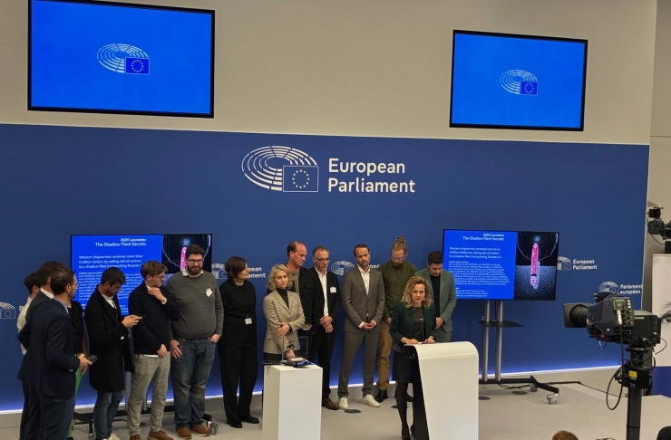 Onderzoeksjournalisten doneren Europese persprijs aan Oekraïense en Russische media