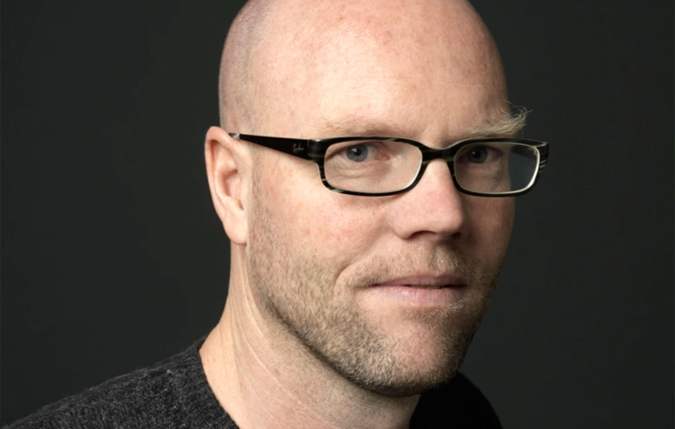 ­Literatuur is verzonnen, journalistiek niet. Punt uit.