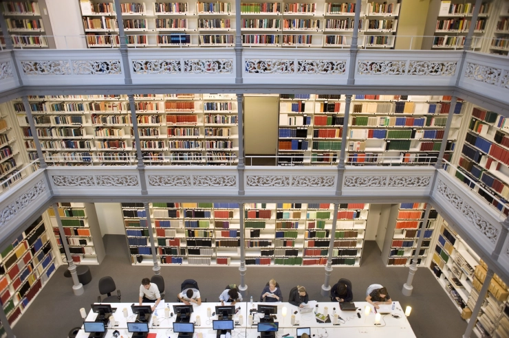 Nederlandse academici publiceerden in neptijdschriften