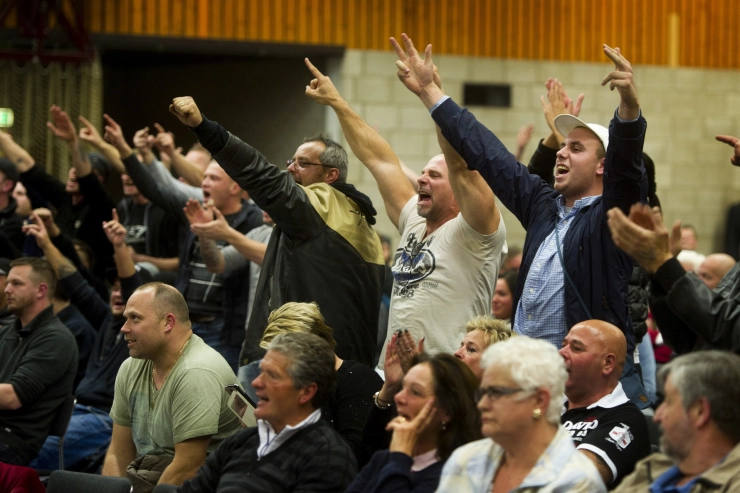 Critici asielbeleid zijn voldoende gehoord. Nu verder