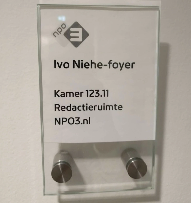 ‘Weird things at NPO’: een ode én een gimmick aan de publieke omroep