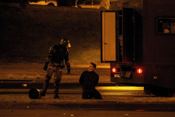 Wit-Rusland: ziekteverzuim door kogelwond mogelijk bestraft met boete