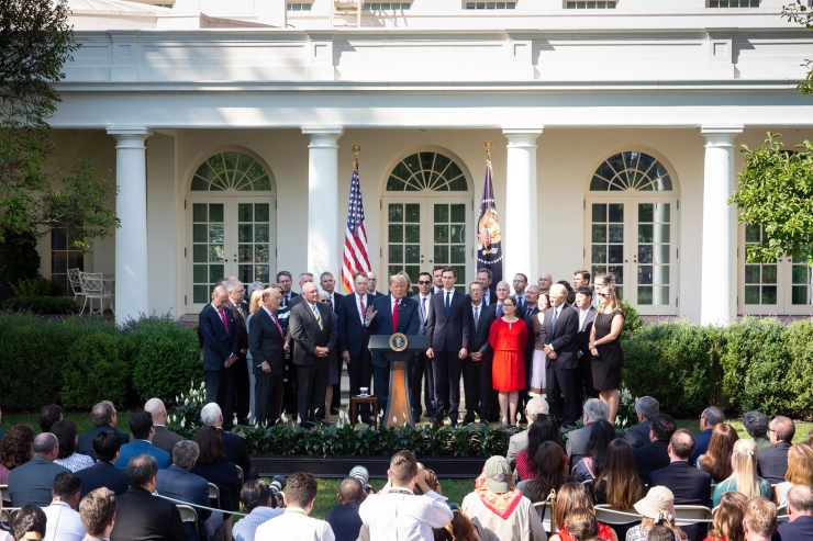 Aanvaring Trump met verslaggeefster aangepast in officiële verslag