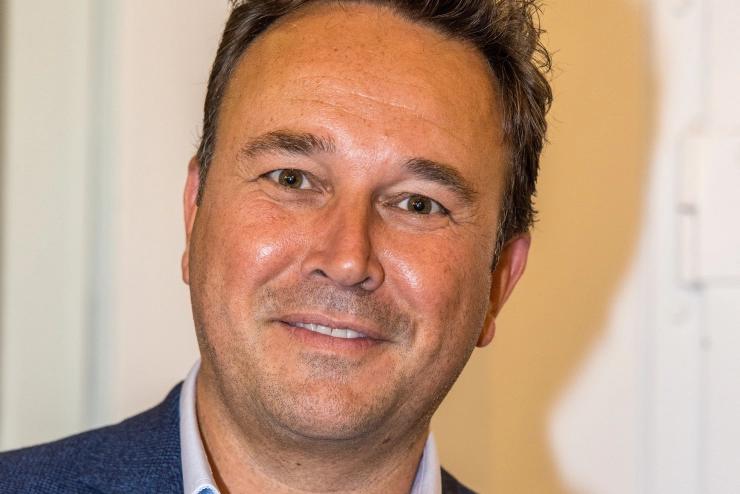 Ons Soort Mensen: Xander van der Wulp op podcast-vakantie en Raymond Mens sprak bij Barack Obama