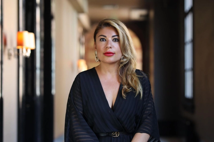 Yesim Candan in haar Schepping: ‘Luisteren is ook een vorm van dragen’